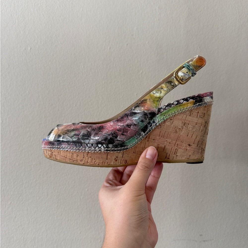 Stuart Weitzman Colorful Snakeskin Peep Toe Slingback Cork Wedges size 8.5 - Picture 2 of 10